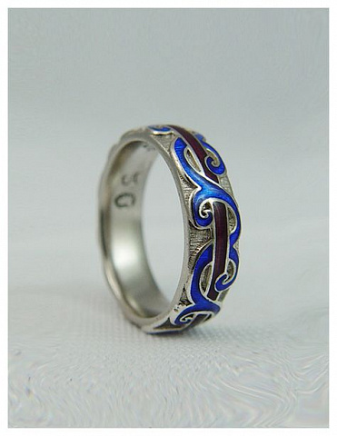 18K gold band with blue and purple enamel