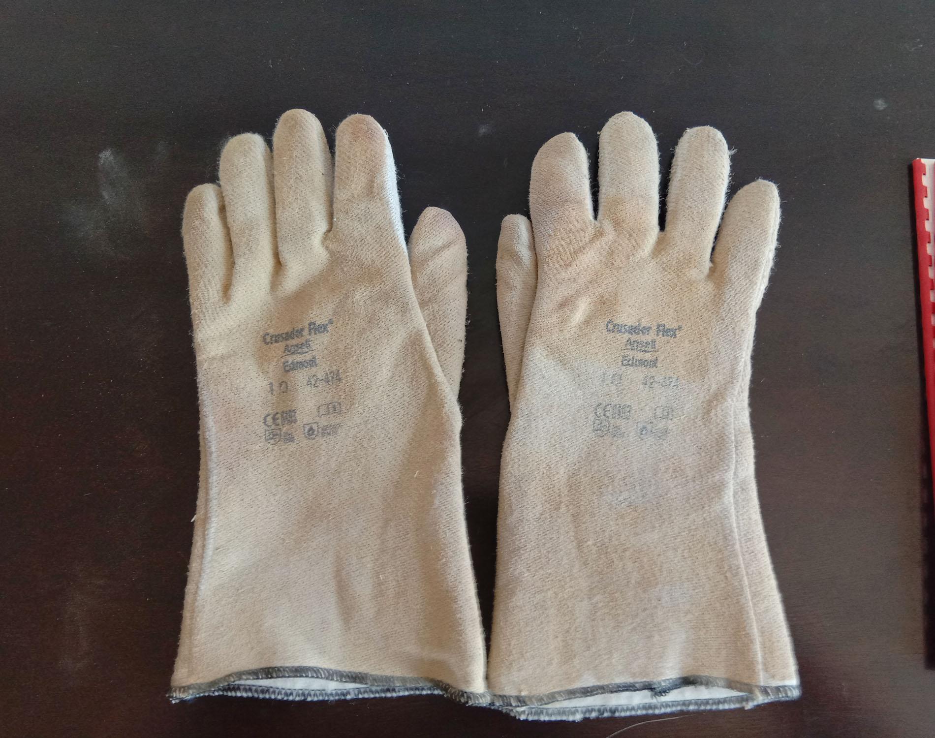 Схема подключения трансформатора микроволновой печи. Схема включения магнетрона микроволновки. Какое напряжение в печи. Схема подключения электроплиты к вилке. Какое напряжение в печи.