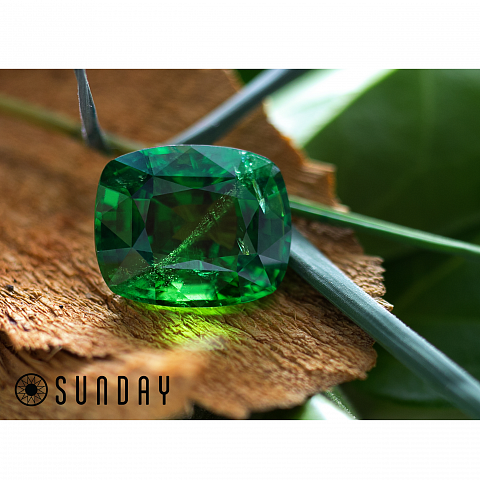 Tsavorite 