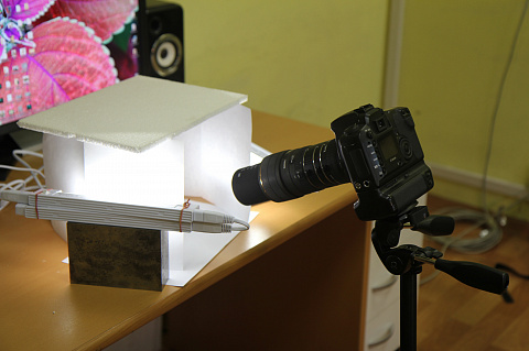 Лайт - бокс на коленке 01