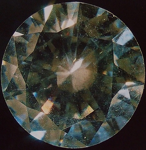 YAG (Иттриево-Алюминевый гранат).jpg