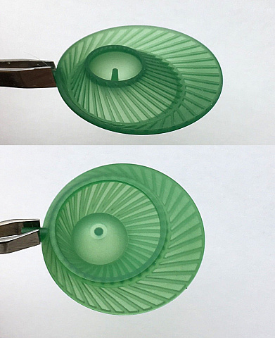 За внешней простотой скрываются довольно сложные 5 осевые пути. Кто присмотрится, тот поймёт. Толщина стенки 0.45.