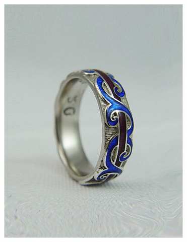 18K gold band with blue and purple enamel