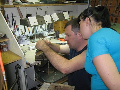  собираем второй ряд - долго и нудно. ДЕнь уходит на сборку.
ПРОДОЛЖЕНИЕ СЛЕДУЕТ.