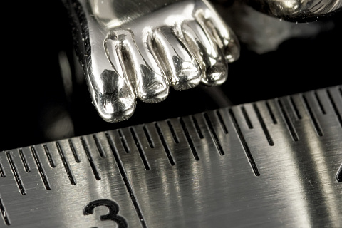 Ноготки на пальцах