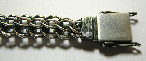 Левый замок